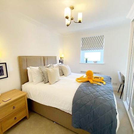 The Seaview Suites At The Corbyn Apartments Торки Экстерьер фото