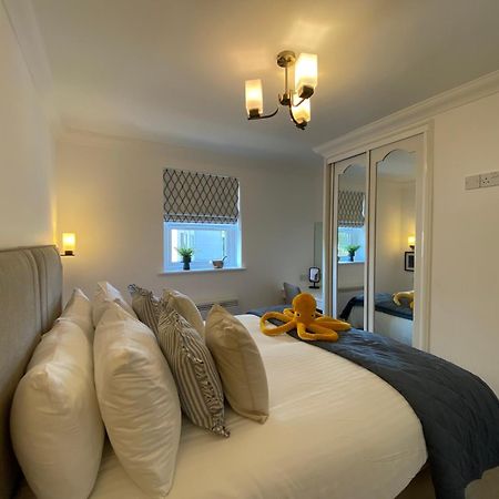 The Seaview Suites At The Corbyn Apartments Торки Экстерьер фото