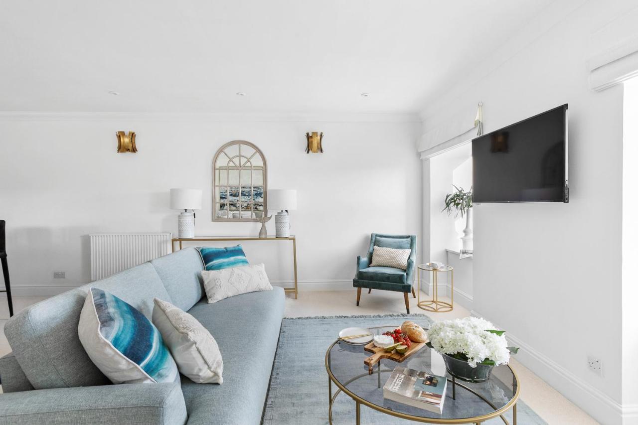 The Seaview Suites At The Corbyn Apartments Торки Экстерьер фото
